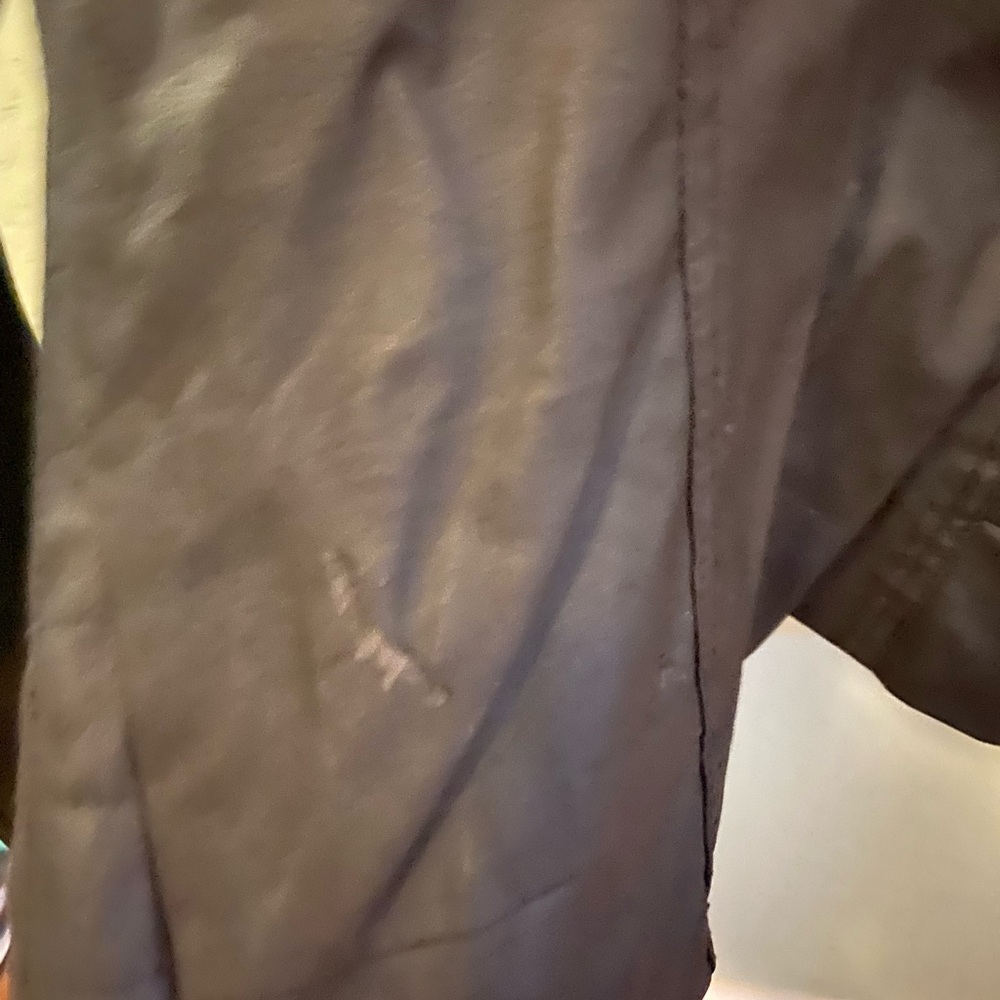 Leather jacket - Picture 3 of 3